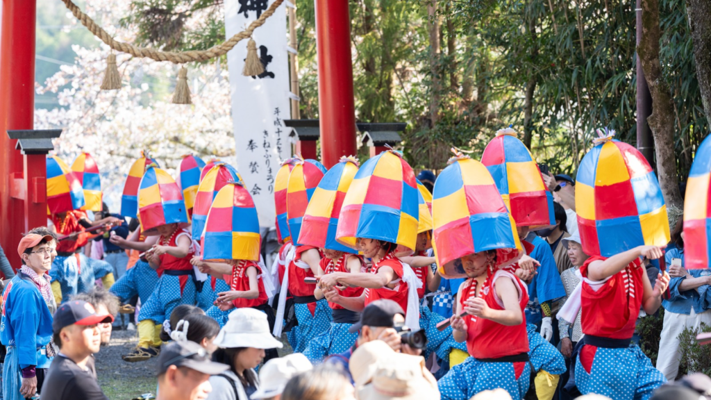 杵振り花馬祭り